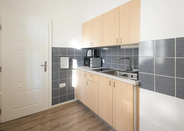 Epicenter - & Terrace Πανσιόν Λιουμπλιάνα